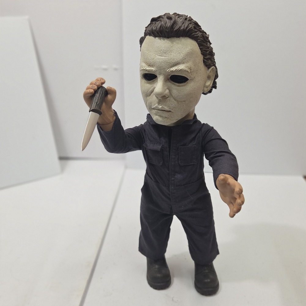 Mezco MDS Mega Scale Halloween II Michael Myers 15" Talking Sound Figure